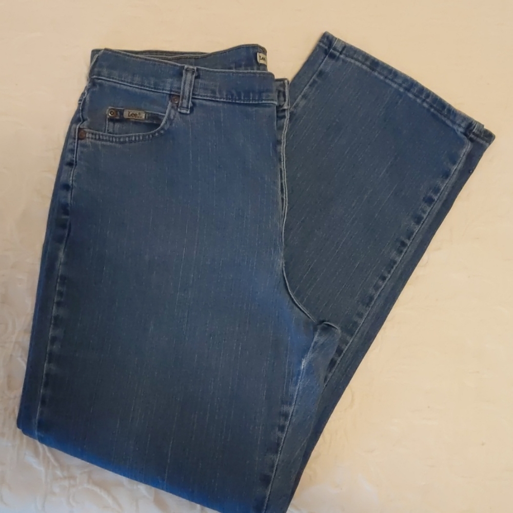 Lee Jeans relaxed straight leg.